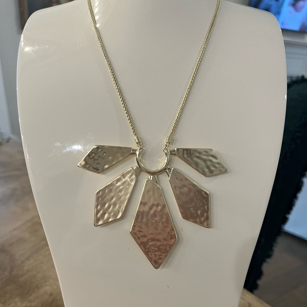 Kendra Scott Statement Necklace